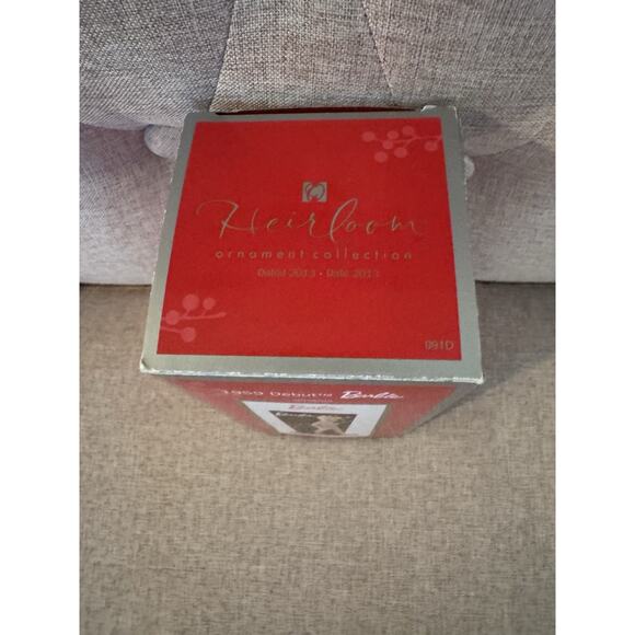 1959 Debut Barbie Ornament 2013 American Greetings - Picture 4 of 5